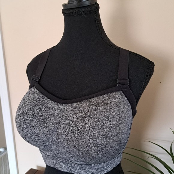 Victoria' Secret Sports Bra 36DD Grey Black Bra Activewear Strappy Gym VSX - Picture 5 of 15
